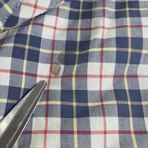 LL Bean Shirt Mens Large Reg Blue Plaid Wrinkle- Resistant Long Sleeve Button Up - Picture 2 of 9